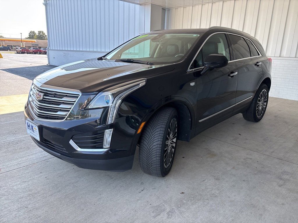 2017 Cadillac XT5 Luxury photo 3