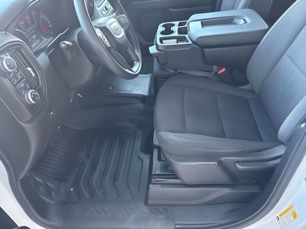 2025 GMC Sierra 1500 Pro - Photo 9