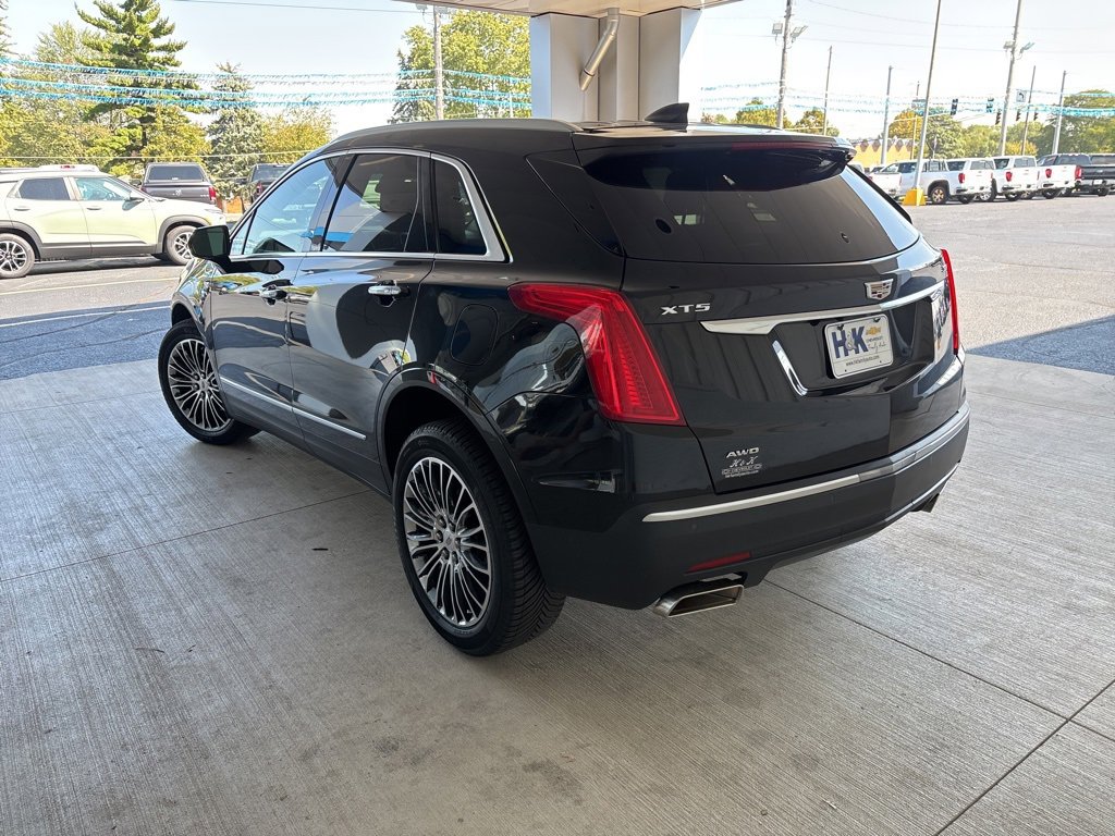 2017 Cadillac XT5 Luxury photo 4
