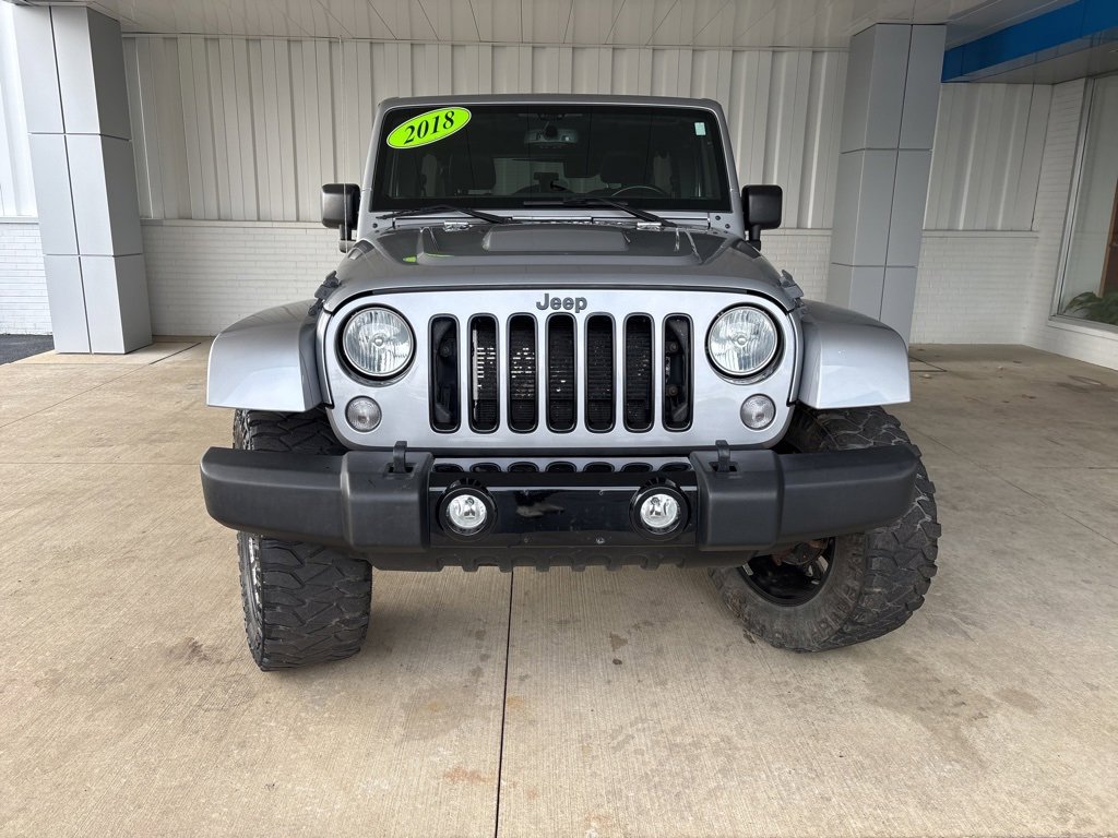 2018 Jeep Wrangler Unlimited Sahara photo 2