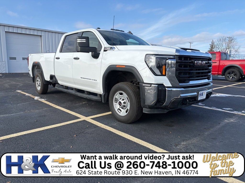 2024 GMC Sierra 2500HD Pro's photo