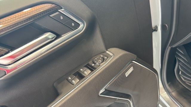 2026 Chevrolet Silverado 1500 LT Trail Boss - Photo 8
