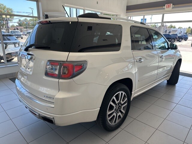2014 Gmc Acadia Denali photo 2