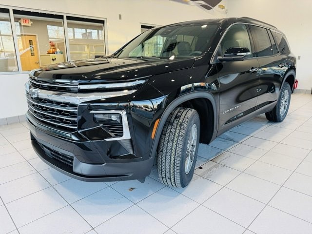 2026 Chevrolet Traverse photo 3