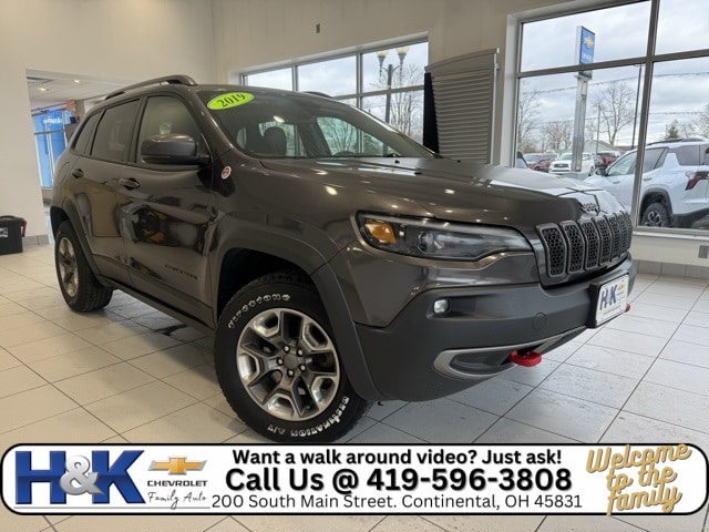 2019 Jeep Cherokee Trailhawk Elite's photo