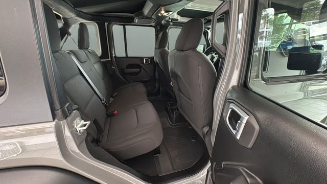 2023 Jeep Wrangler 4-Door Sport Altitude - Photo 19