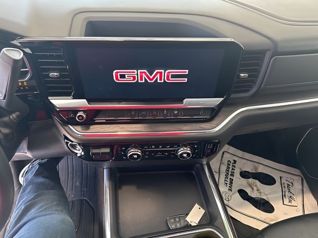 2024 GMC Sierra 2500HD SLT - Photo 11