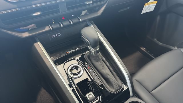 2026 Chevrolet Colorado LT - Photo 14
