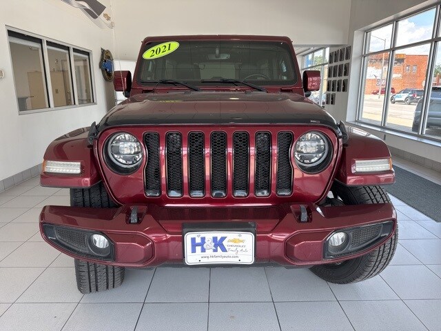 2021 Jeep Wrangler Unlimited Sahara photo 2