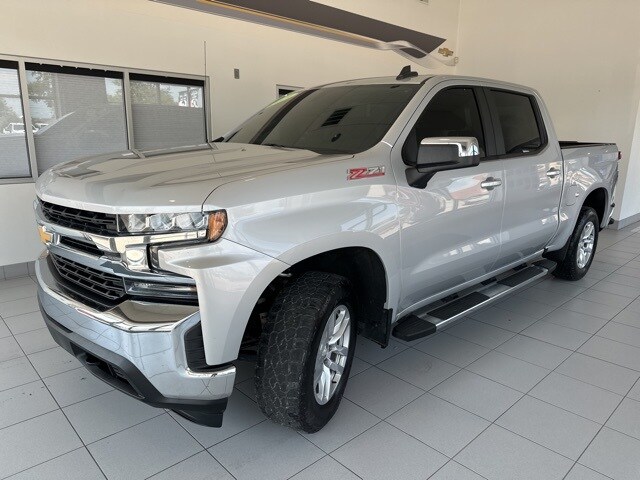 2019 Chevrolet Silverado 1500 LT photo 3