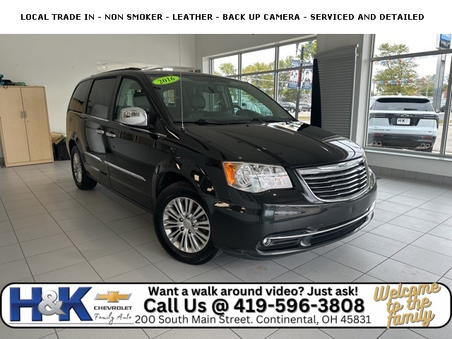2016 Chrysler Town & Country