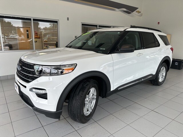 2020 Ford Explorer XLT photo 3