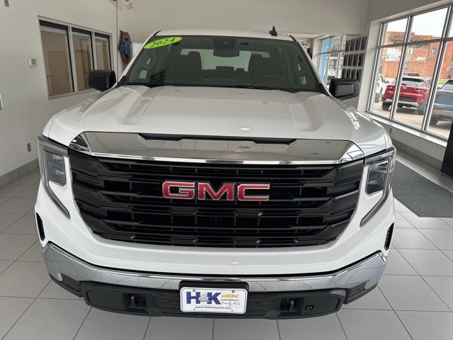 Used 2024 GMC Sierra 1500 Pro with VIN 1GTUUAED9RZ102980 for sale in Continental, OH