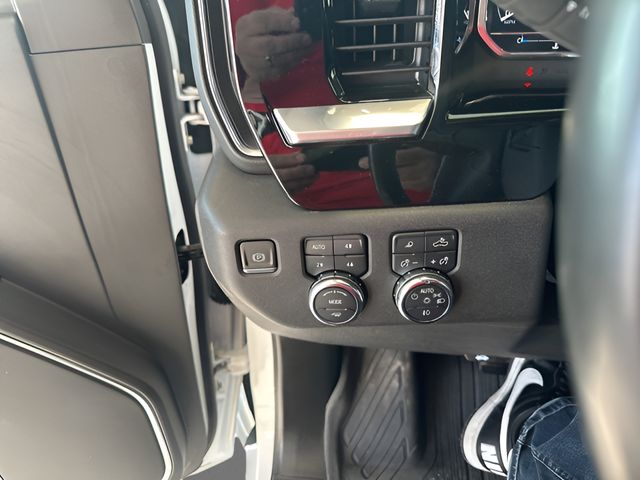 2024 GMC Sierra 2500HD SLT - Photo 15