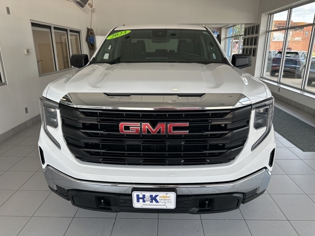 Used 2023 GMC Sierra 1500 Pro with VIN 1GTUUAED5PZ251870 for sale in Continental, OH