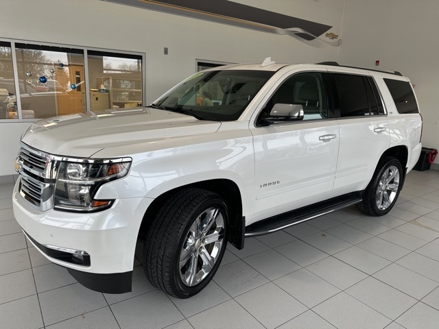 2016 Chevrolet Tahoe LTZ photo 2