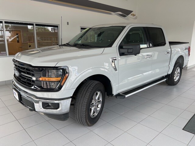 2024 Ford F-150 XLT photo 3