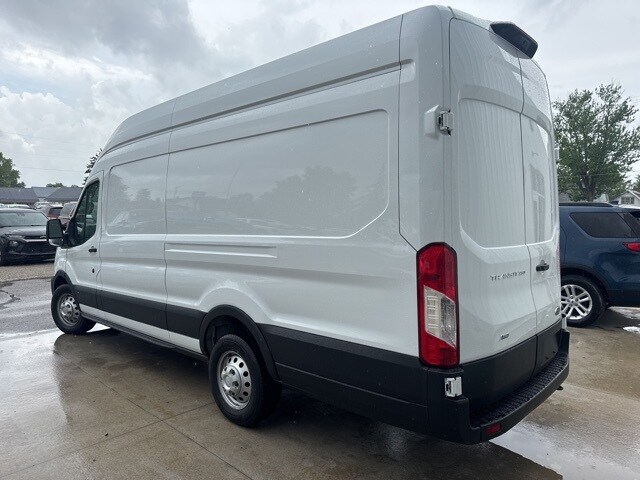 2023 Ford Transit photo 3