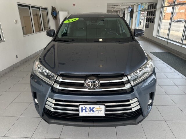 2019 Toyota Highlander XLE photo 2