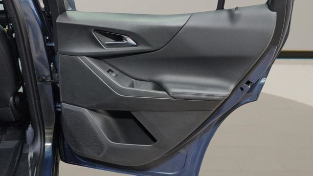 2027 Chevrolet Equinox LT - Photo 20