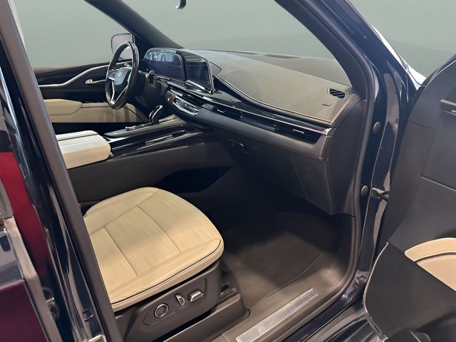 2021 Cadillac Escalade Sport - Photo 21
