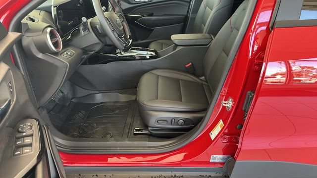 2026 Chevrolet Trax RS - Photo 9