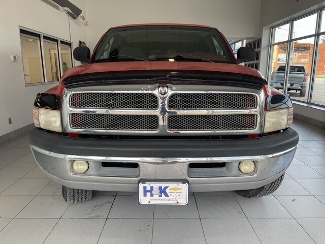 Used 2001 Dodge Ram Pickup SLT with VIN 3B7HF13Y71M517660 for sale in Continental, OH