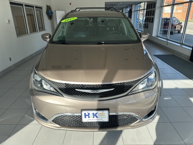 Used 2017 Chrysler Pacifica Touring-L Plus with VIN 2C4RC1EG8HR537842 for sale in Continental, OH