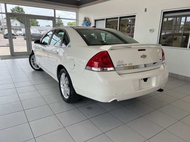 2008 Chevrolet Impala LTZ photo 4