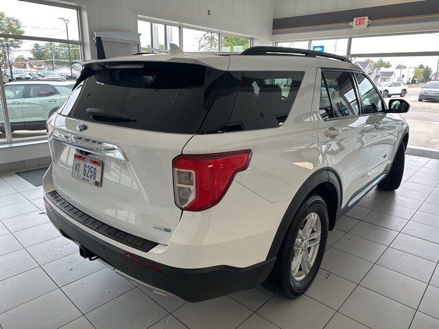 2020 Ford Explorer XLT photo 4
