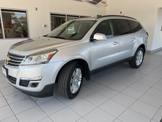 2015 Chevrolet Traverse 1LT photo 3