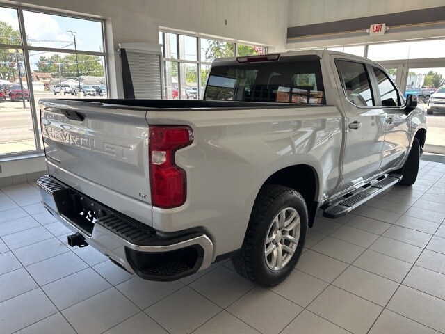 2019 Chevrolet Silverado 1500 LT photo 4