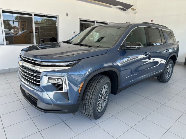 2026 Chevrolet Traverse photo 3