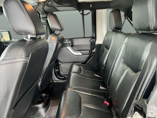 2016 Jeep Wrangler Unlimited Rubicon - Photo 18