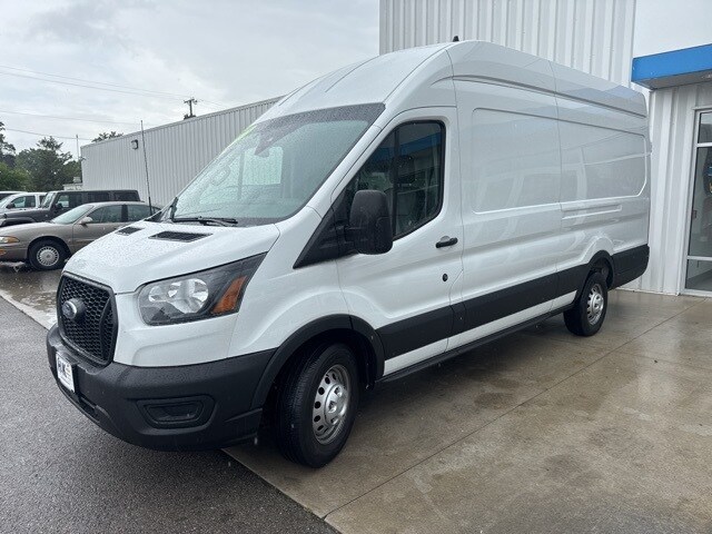 2023 Ford Transit photo 2
