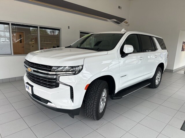 2023 Chevrolet Tahoe LT photo 3