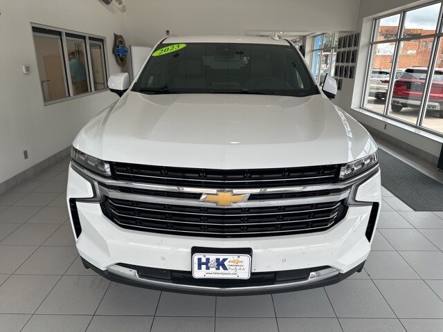 2023 Chevrolet Tahoe LT photo 2