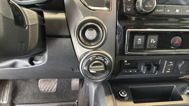 2018 Nissan Titan Platinum Reserve - Photo 17