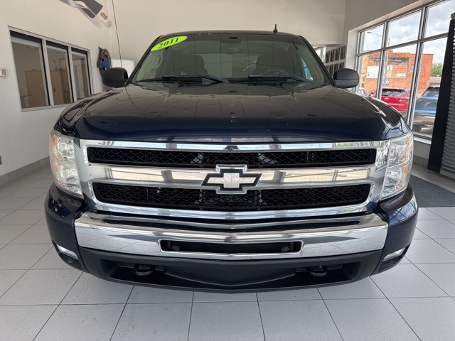 Used 2011 Chevrolet Silverado 1500 LT with VIN 1GCRKSE37BZ463686 for sale in Continental, OH