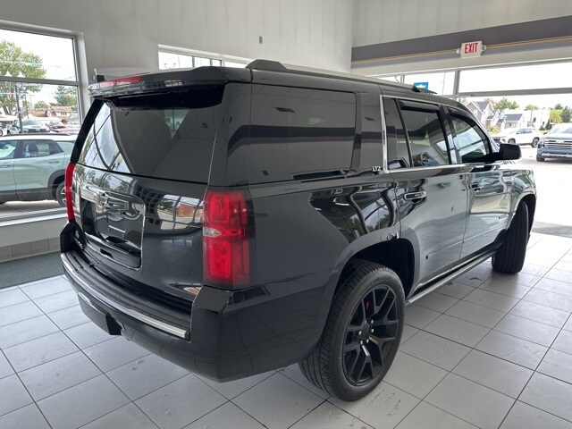 2016 Chevrolet Tahoe LTZ photo 4