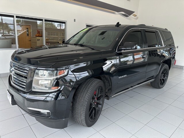 2016 Chevrolet Tahoe LTZ photo 3