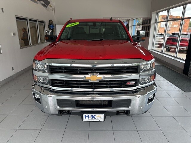 2015 Chevrolet Silverado 3500HD LTZ photo 2