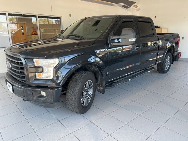 2015 Ford F-150 XLT photo 3