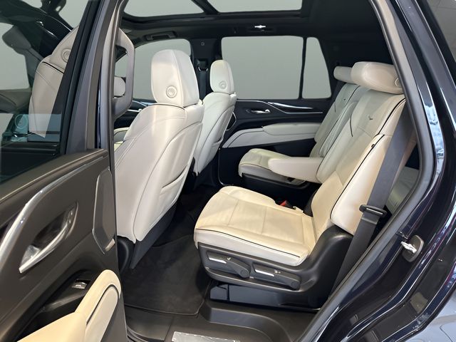 2021 Cadillac Escalade Sport - Photo 17