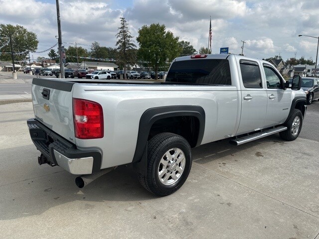 2013 Chevrolet Silverado 3500HD LTZ photo 4