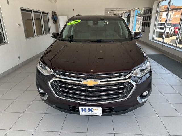 2020 Chevrolet Traverse photo 2