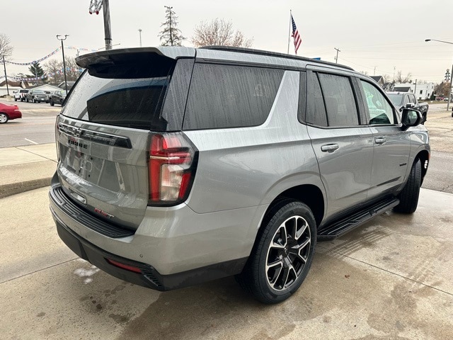2023 Chevrolet Tahoe RST photo 2