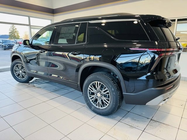 2026 Chevrolet Traverse photo 4