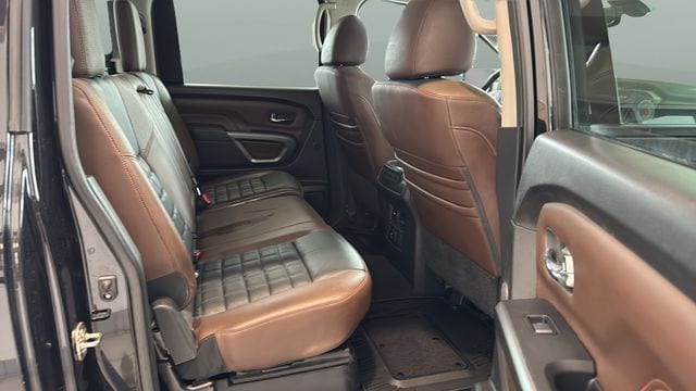 2018 Nissan Titan Platinum Reserve - Photo 9