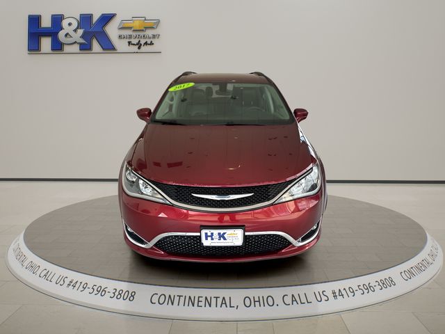 Used 2017 Chrysler Pacifica Touring-L with VIN 2C4RC1BG6HR593928 for sale in Continental, OH